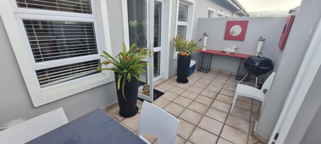 Knysna Oyster Apartment Bagian luar foto